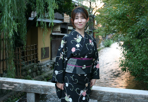 Kyoto Tour Guide: Mie Tamada