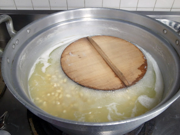 Kichisen Recipe: How to Make Kyoto-style Shiromiso 吉泉 シェフ谷河の白味噌のレシピ Kichisen Recipe: How to Make Kyoto-style Shiromiso 吉泉 シェフ谷河の白味噌のレシピ