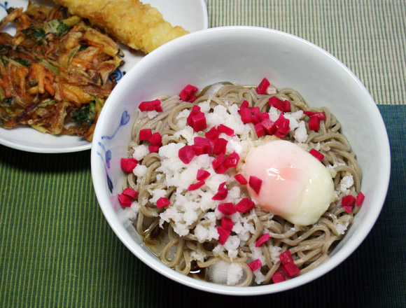 Cold Summer Noodles: Karami Daikon Beni Shoga Onsen Tamago Hiyashi Soba 辛味大根 紅生姜 温泉卵 冷やしそば