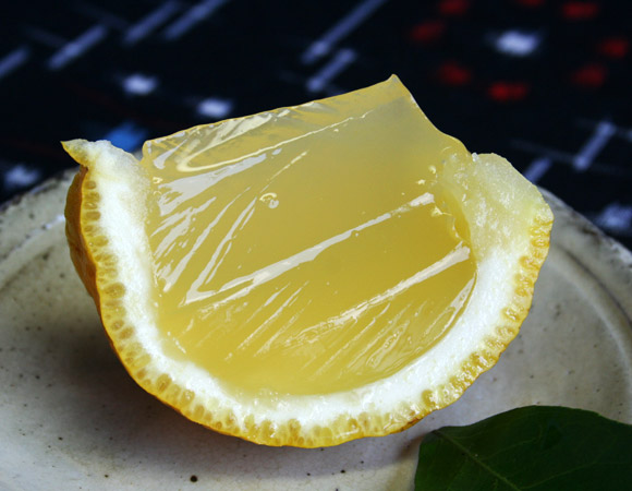 Wagashi: Kamishichiken Oimatsu Natsumikan Bitter Citrus Summer Jelly 老松 夏柑糖