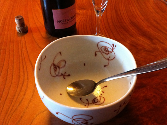 Japanese New Year's Breakfast, KyotoFoodie Style - Uni Ikura Donburi and Champagne 京都フーディお正月朝食 - 雲丹いくら丼 + シャンパン